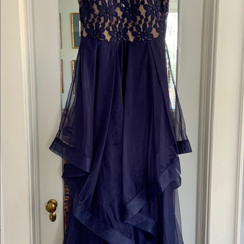 Formal/Prom dress - Picture 3 of 8